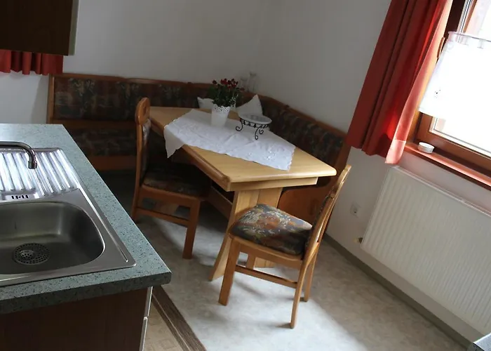 Haus Almrausch Πανσιόν Ζέεφελντ