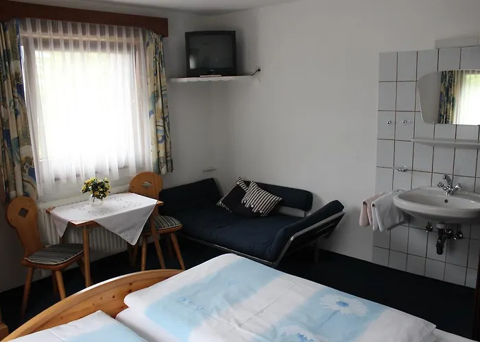 Haus Almrausch Pensionat *