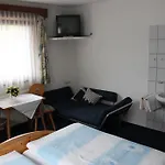 Haus Almrausch Vendégház *