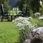 Haus Almrausch Seefeld in Tirol